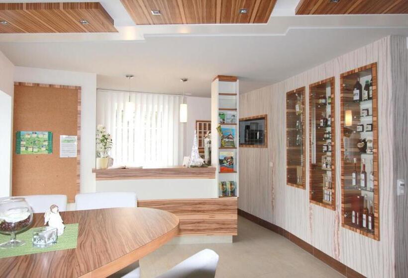 酒店 Garni Thermenglück