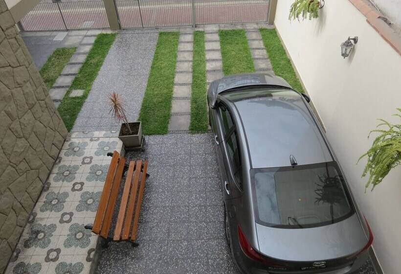 Szálloda Miraflores Inn