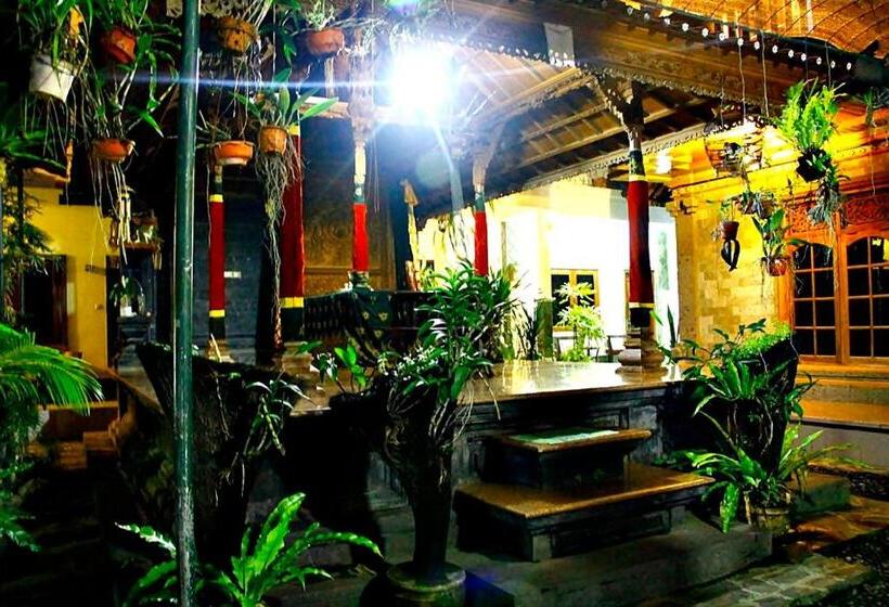 Отель Nakula Guest House