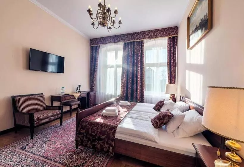 Hotelli Pałac Kłanino