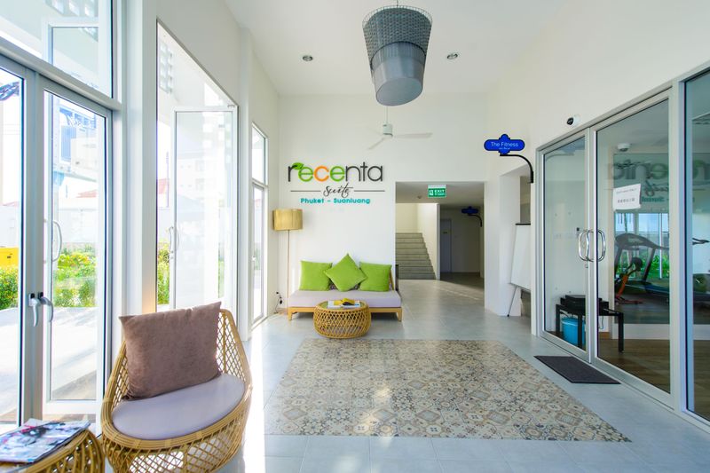 호텔 Recenta Suite Phuket Suanluang