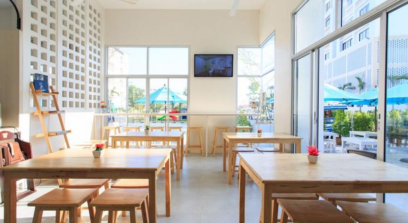 호텔 Recenta Suite Phuket Suanluang