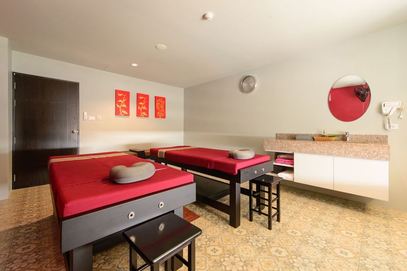 호텔 Recenta Suite Phuket Suanluang