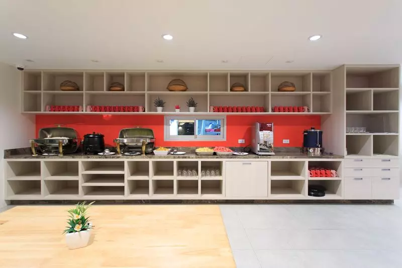 هتل Recenta Suite Phuket Suanluang