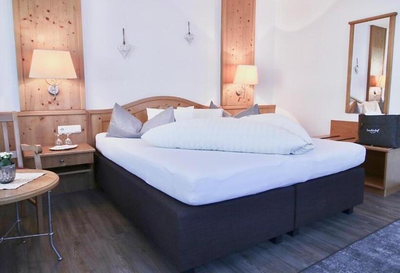 ホテル Stacklerhof