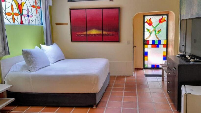 ホテル Suites Arcoiris