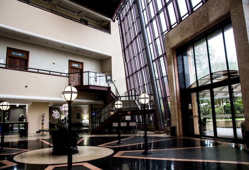 فندق Summit Flat Service São José Dos Campos