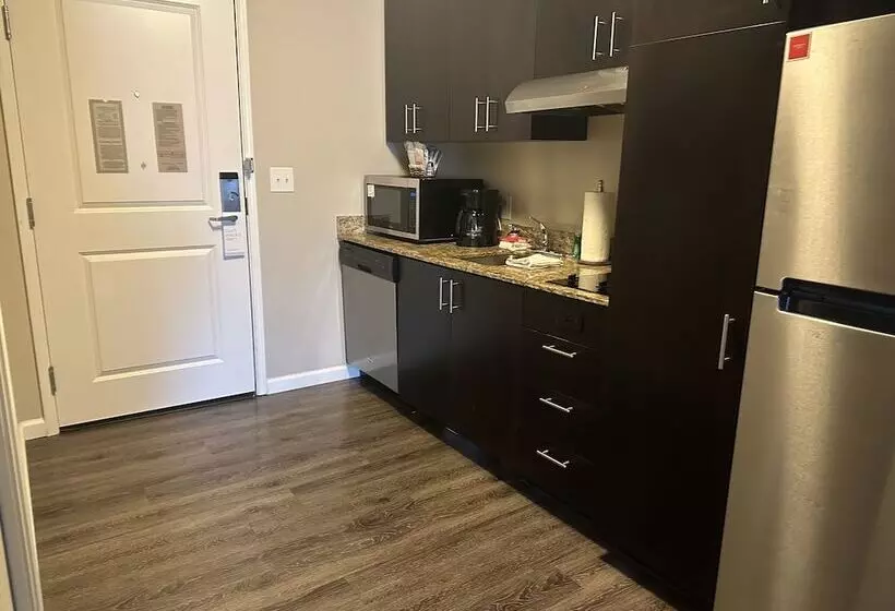 Hotelli Towneplace Suites By Marriott Columbia Northwest/harbison