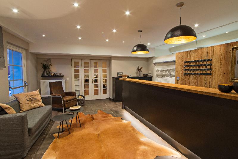 فندق Two Timez   Boutique