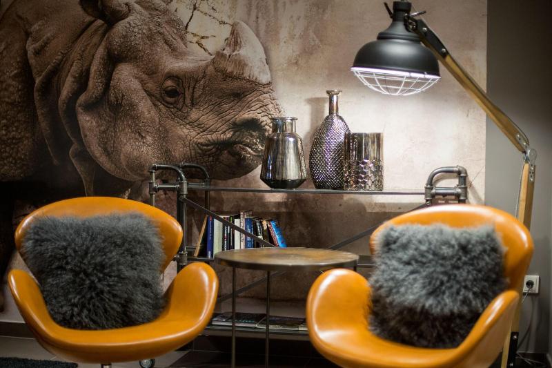 فندق Two Timez   Boutique