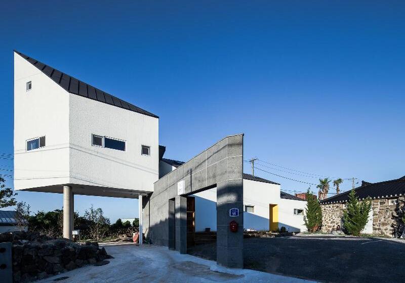 پانسیون Salon De Tangza