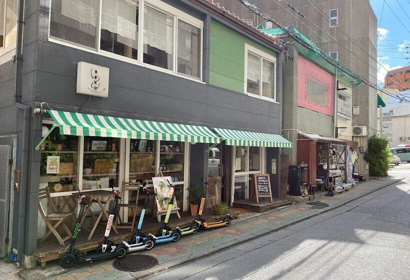 The Kitchen Hostel Ao