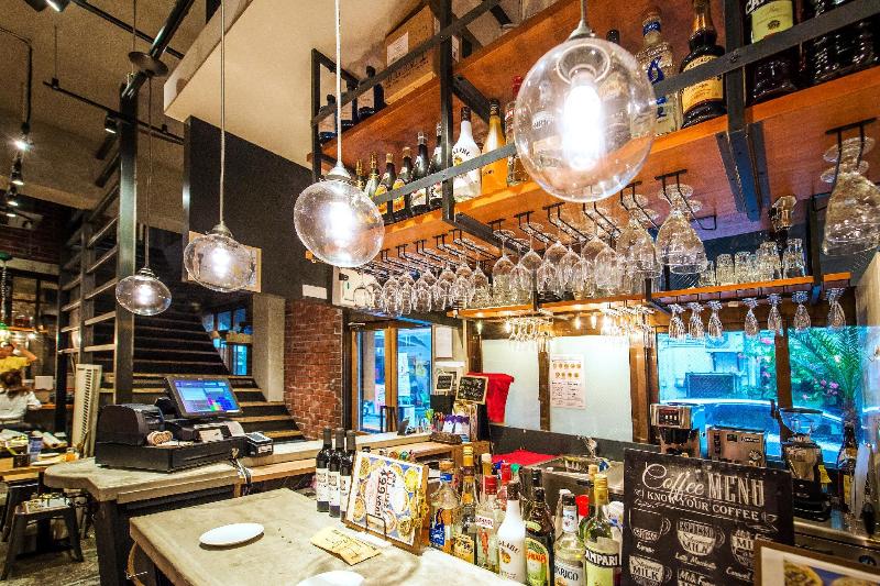 The Kitchen Hostel Ao