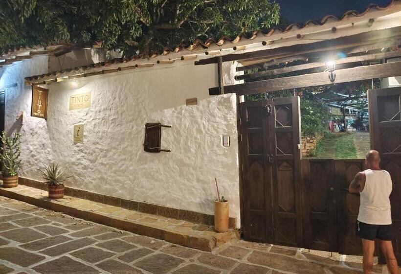 Tinto Hostel