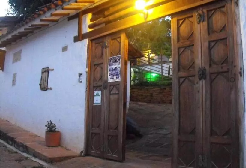 Tinto Hostel
