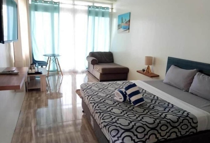 Acapulco Resort & Suites