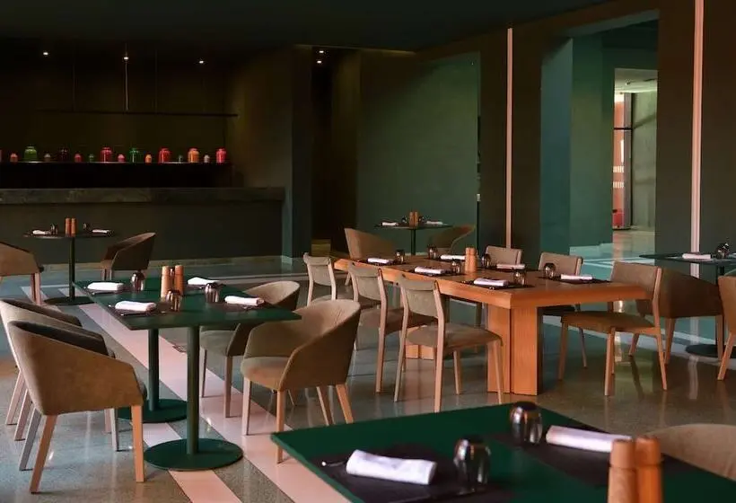 Doubletree By Hilton Ben Guerir Hotel & Residences