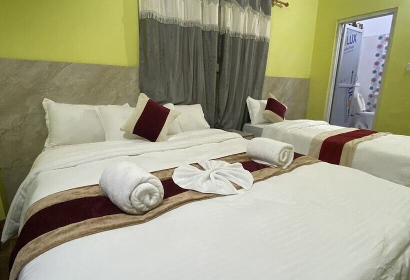 هتل Kavya Inn Chitwan