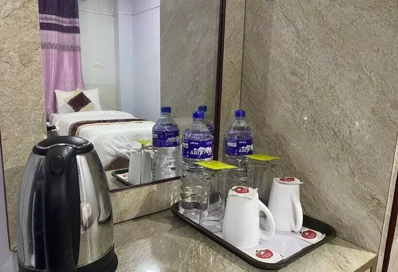 هتل Kavya Inn Chitwan