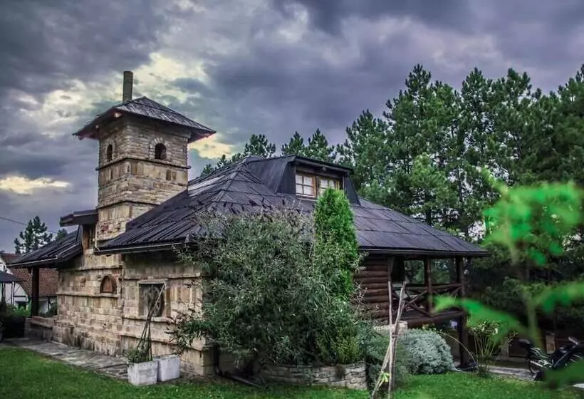 تختخواب و صبحانه Zdravkovac Country Club