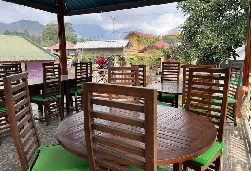 ペンション Tresno Sembalun Rinjani