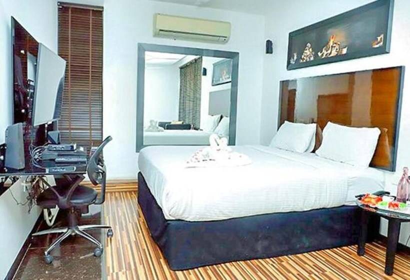 Hotel Skyry Ii By Fab