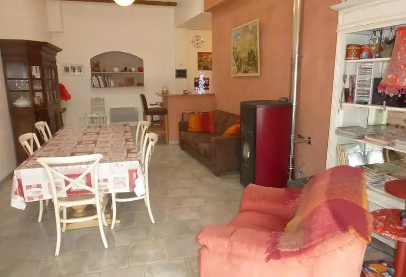 Aamiaismajoitus (B&B) Au Thé à La Menthe
