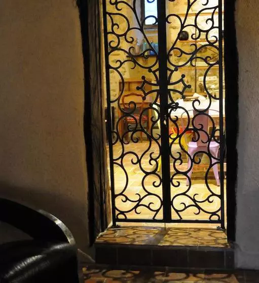 Aamiaismajoitus (B&B) Chambres D Hôtes Le Secret Du Chat