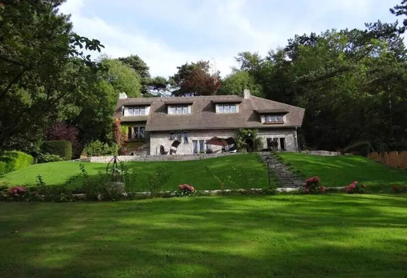 Aamiaismajoitus (B&B) Chambres D'hôtes Le Grismoustier