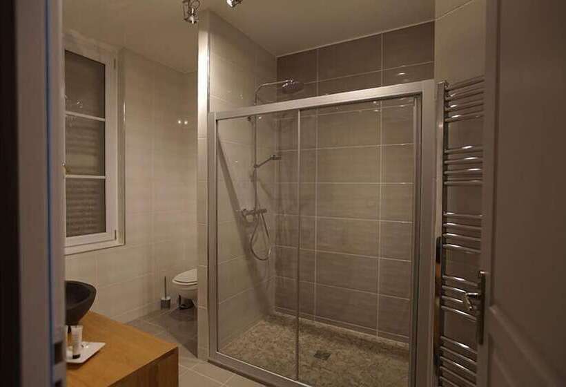 تختخواب و صبحانه Champagne Domaine Sacret Ay