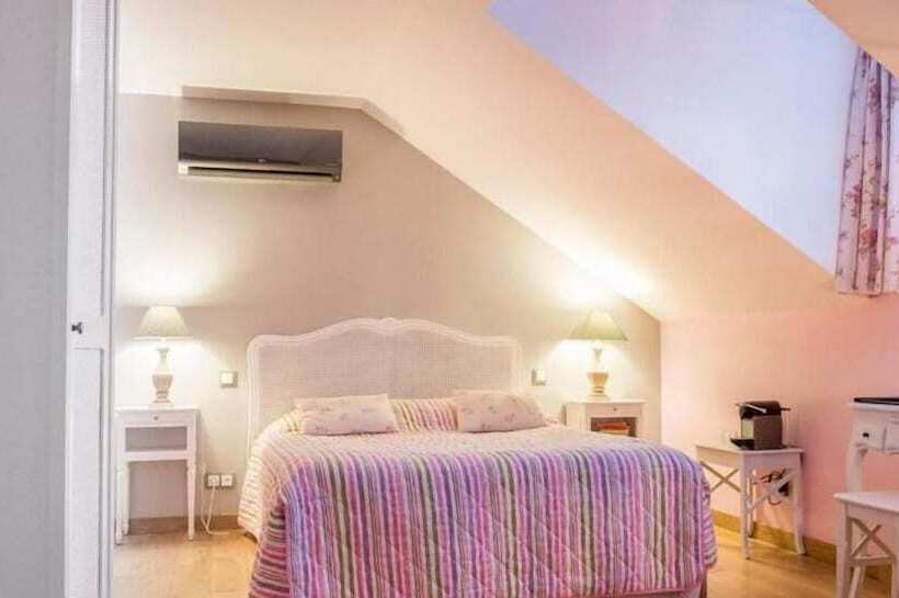 تختخواب و صبحانه Champagne Domaine Sacret Ay