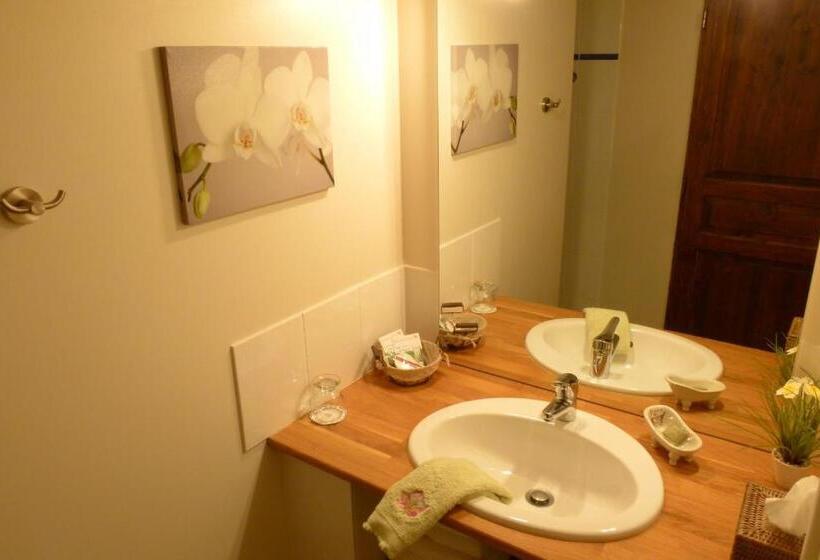 مبيت وإفطار Ferme De Marpalu