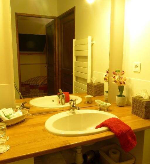 مبيت وإفطار Ferme De Marpalu