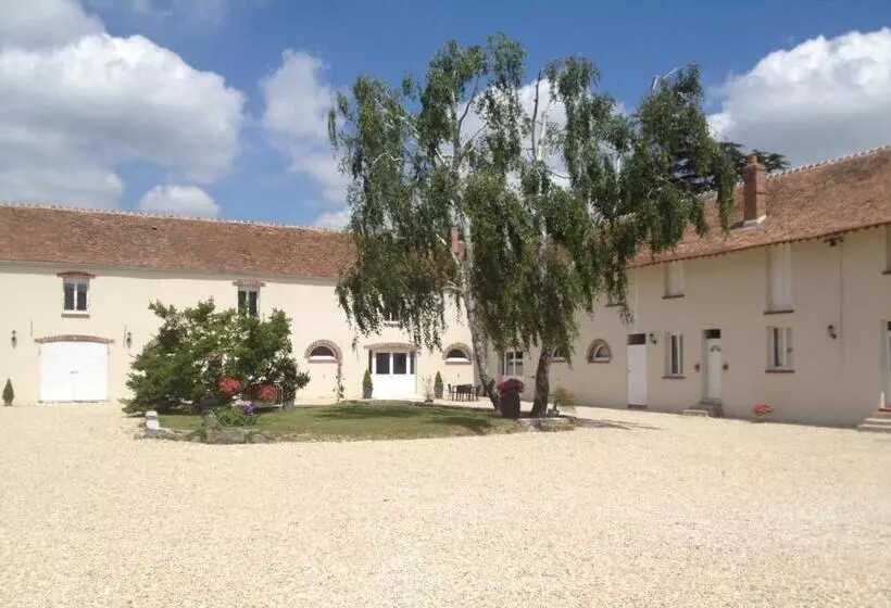 ベッドアンドブレックファースト Ferme De Villeray Chambre D Hôtes