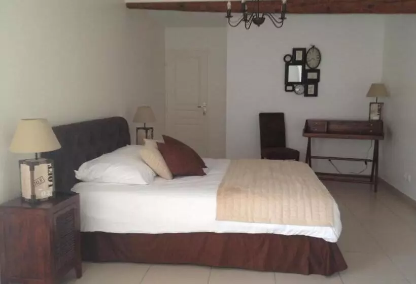 ベッドアンドブレックファースト Ferme De Villeray Chambre D Hôtes