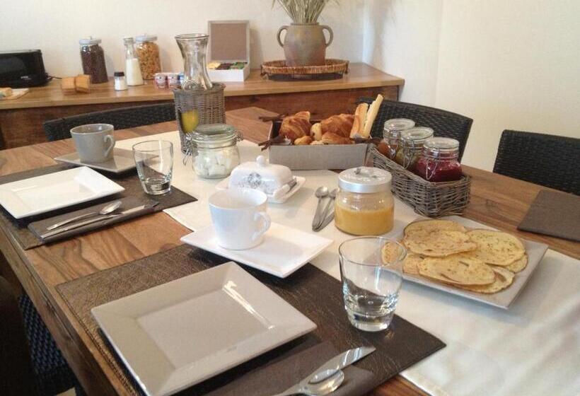 مبيت وإفطار Ferme De Villeray Chambre D Hôtes