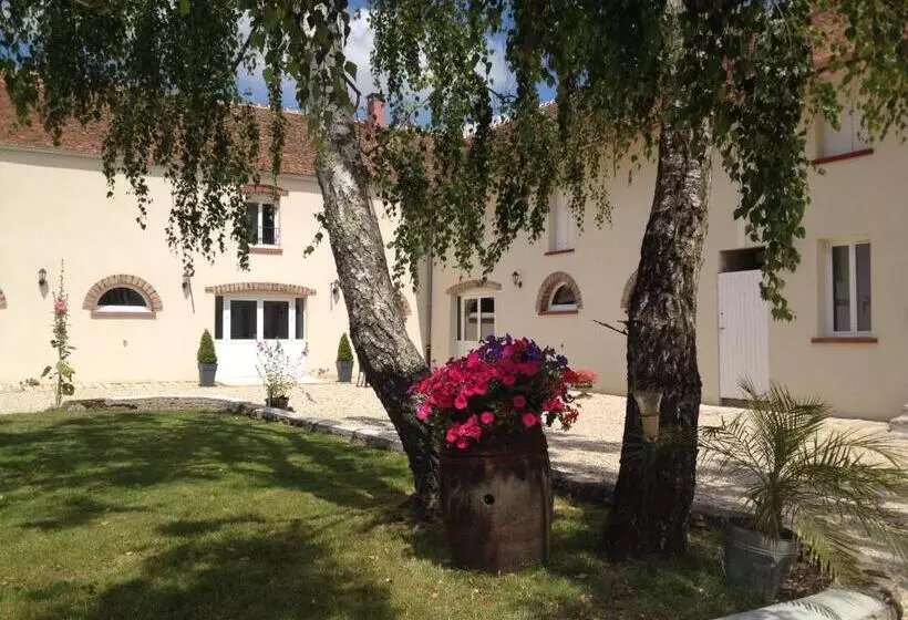 ベッドアンドブレックファースト Ferme De Villeray Chambre D Hôtes