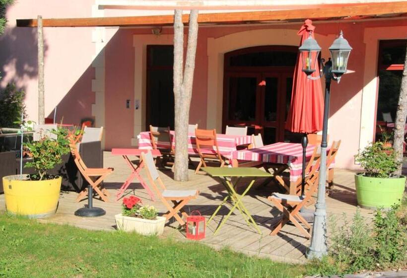 住宿加早餐  La Font Vineuse & Spa