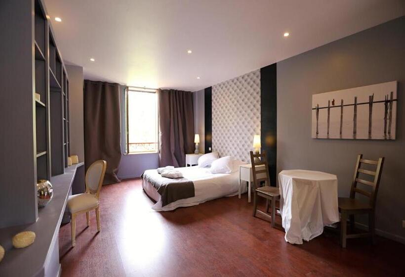 住宿加早餐  La Font Vineuse & Spa