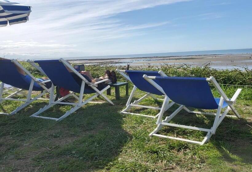 مبيت وإفطار La Griotte & Spa&piscine