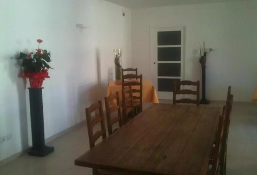 Bed and Breakfast La Petite Ecole