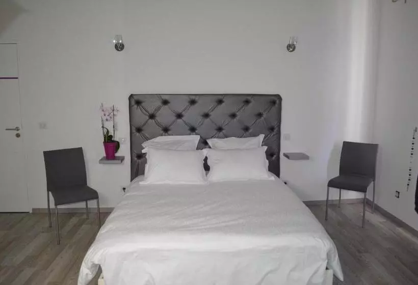 Bed and Breakfast La Petite Ecole