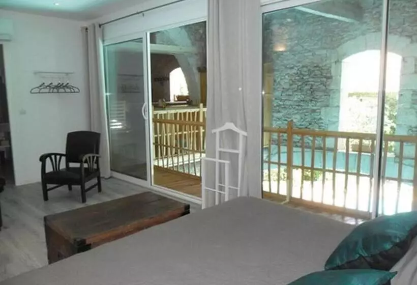 Aamiaismajoitus (B&B) Le Clos D'isabelle