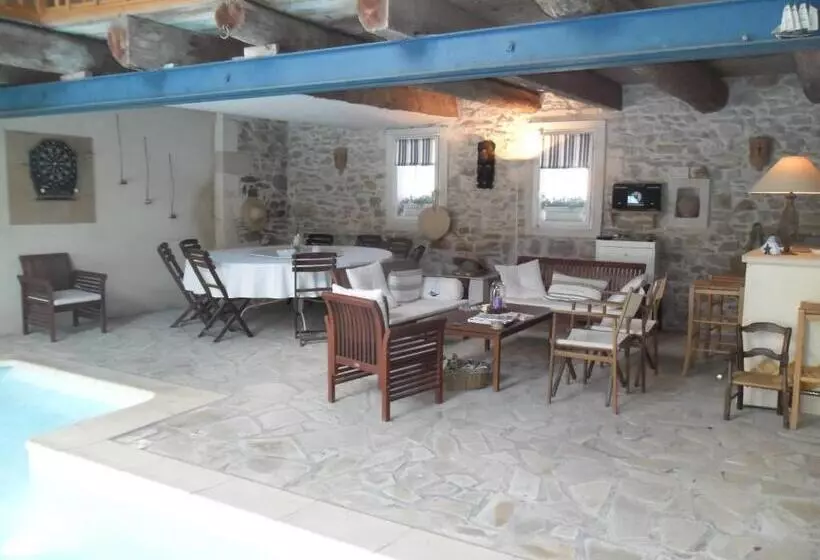 Aamiaismajoitus (B&B) Le Clos D'isabelle