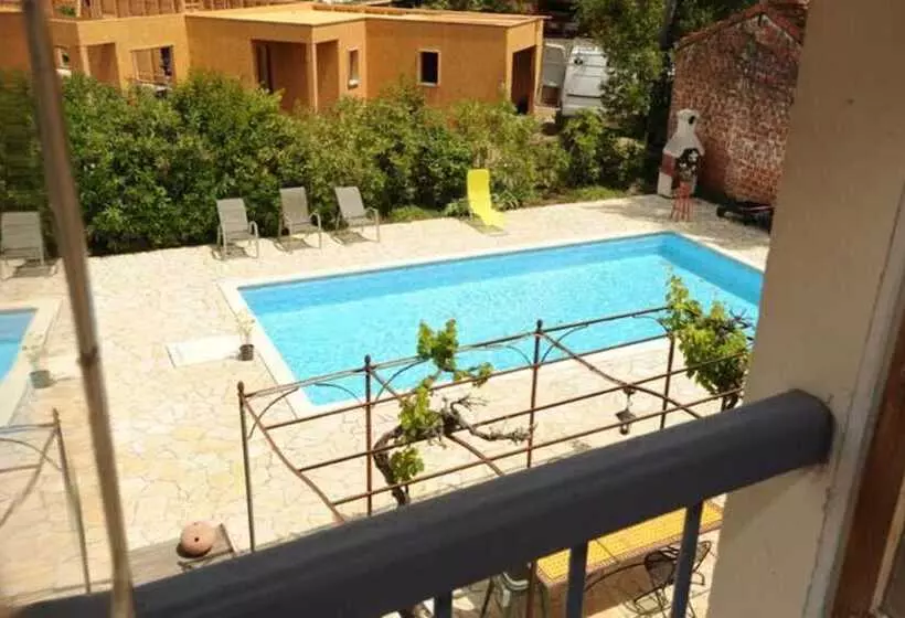 Aamiaismajoitus (B&B) L'escalivade