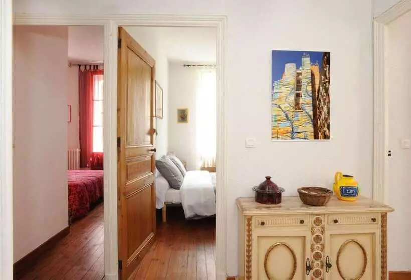 Aamiaismajoitus (B&B) L'escalivade