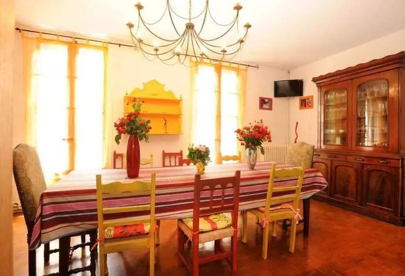 Aamiaismajoitus (B&B) L'escalivade