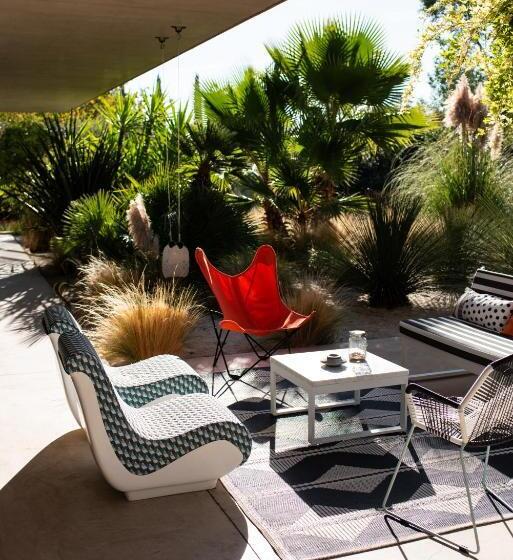 تختخواب و صبحانه Maison Jalon