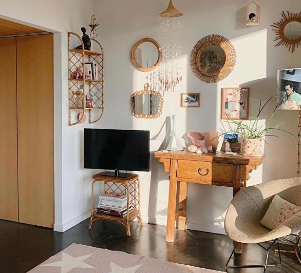 تختخواب و صبحانه Maison Jalon