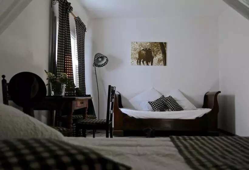 تختخواب و صبحانه Mas Du Menage En Camargue Manade Clauzel